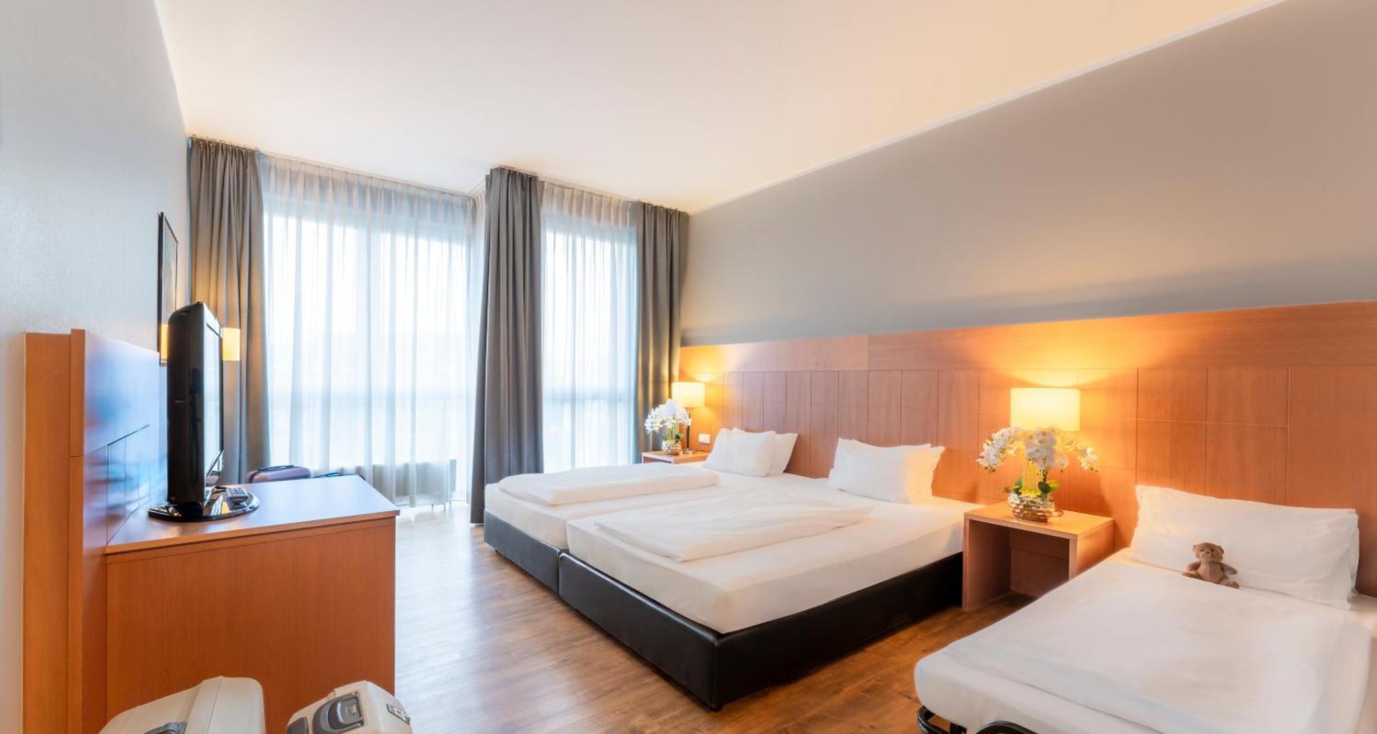 Plaza Premium Koeln Hotell Eksteriør bilde