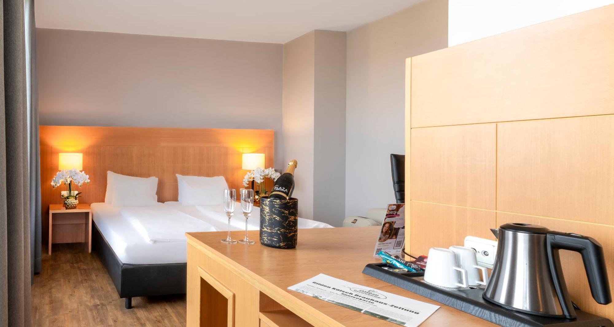 Plaza Premium Koeln Hotell Eksteriør bilde